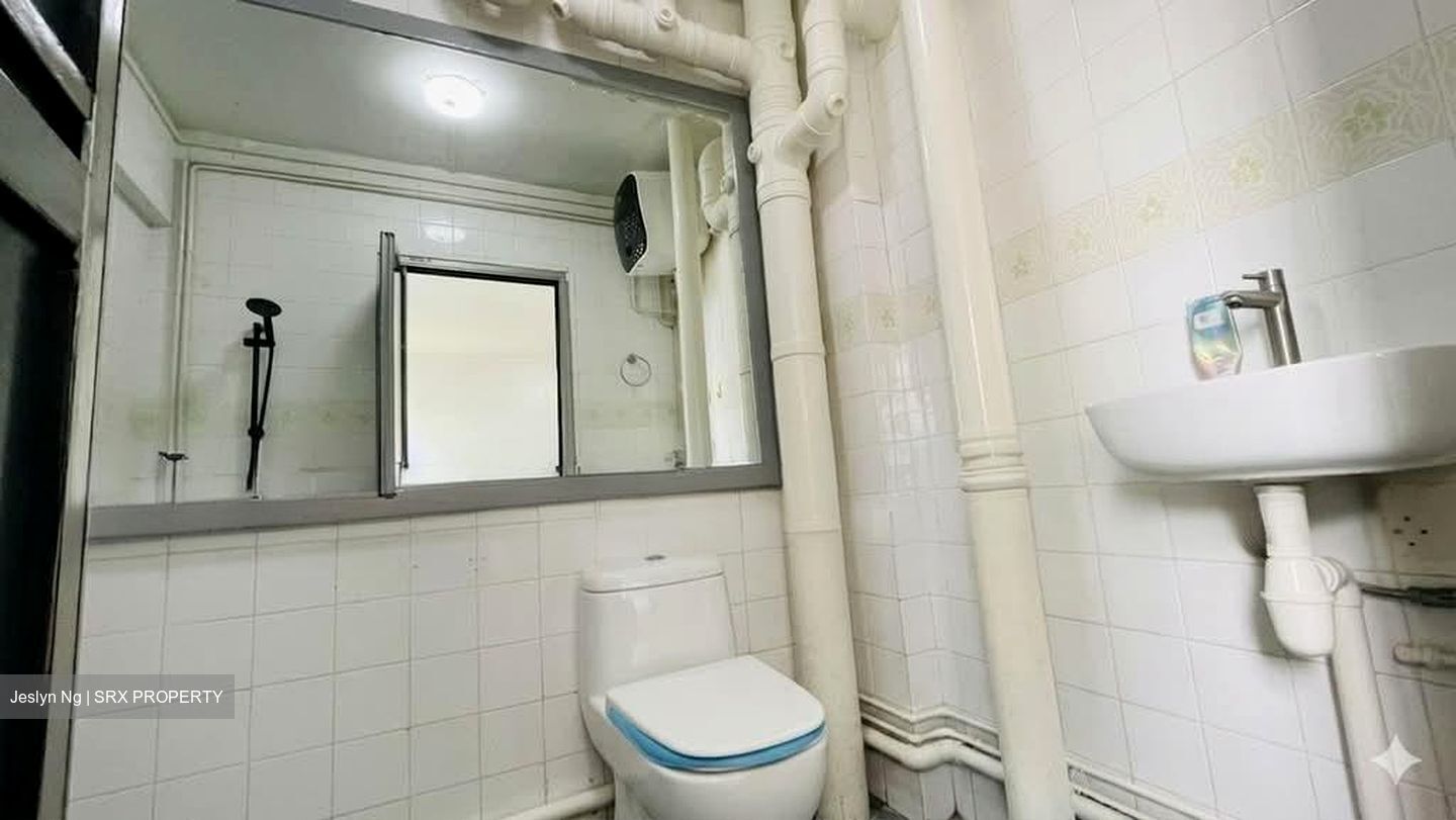 Blk 703 Jurong West Street 71 (Jurong West), HDB 5 Rooms #570613081